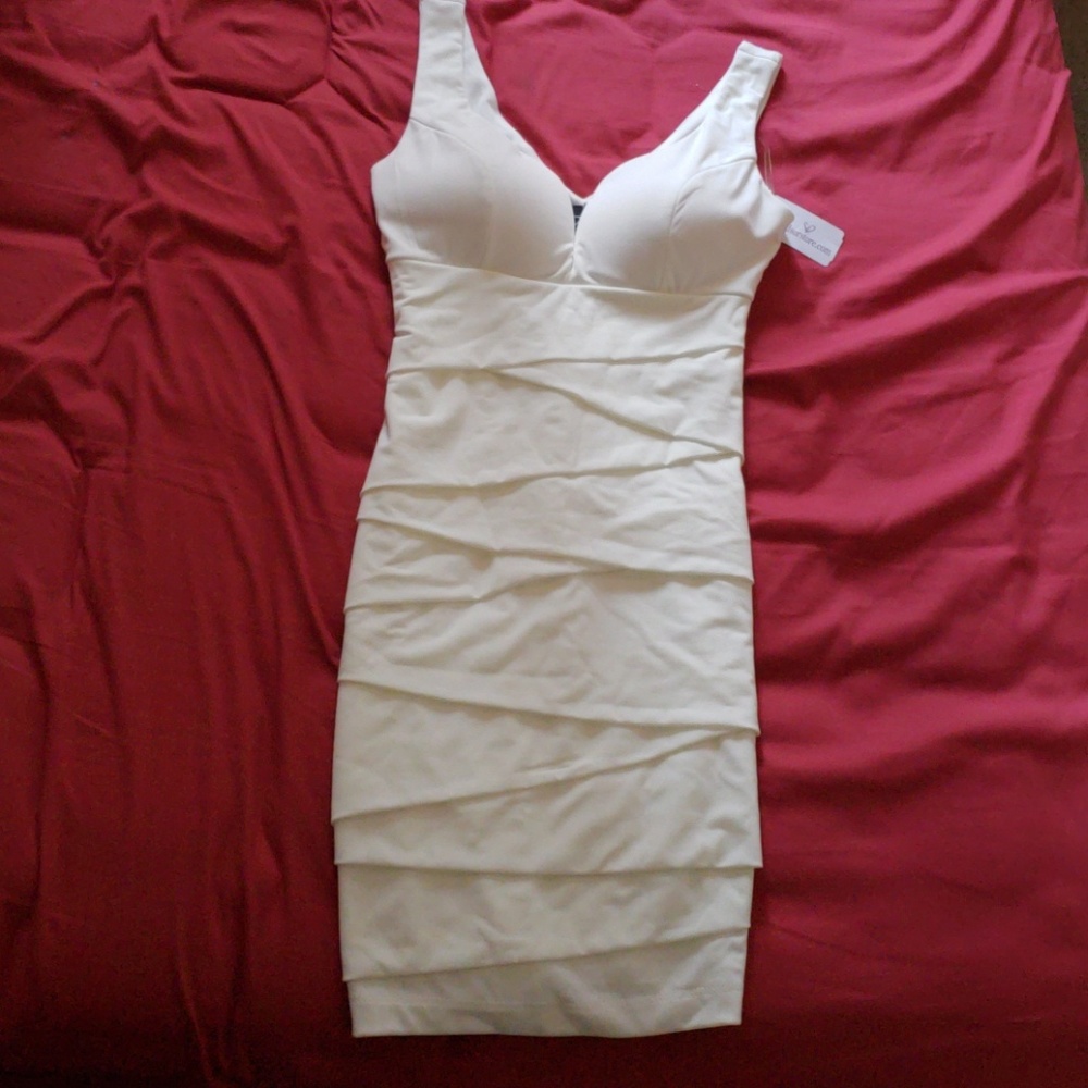 White windsor dress